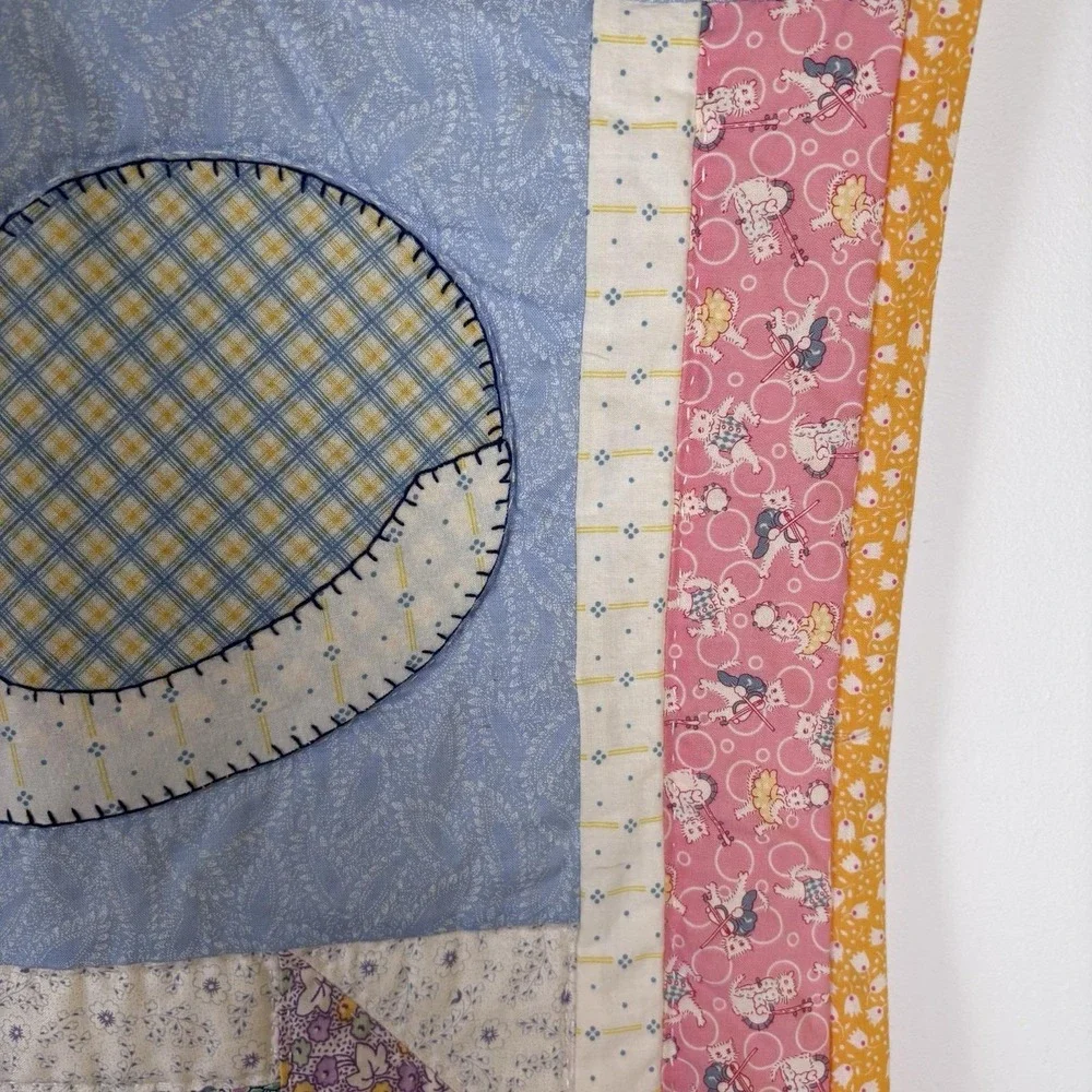 Vintage Crib Quilt Wall Hanging Cats Kittens Patchwork Retro‎ Pattens and Colors